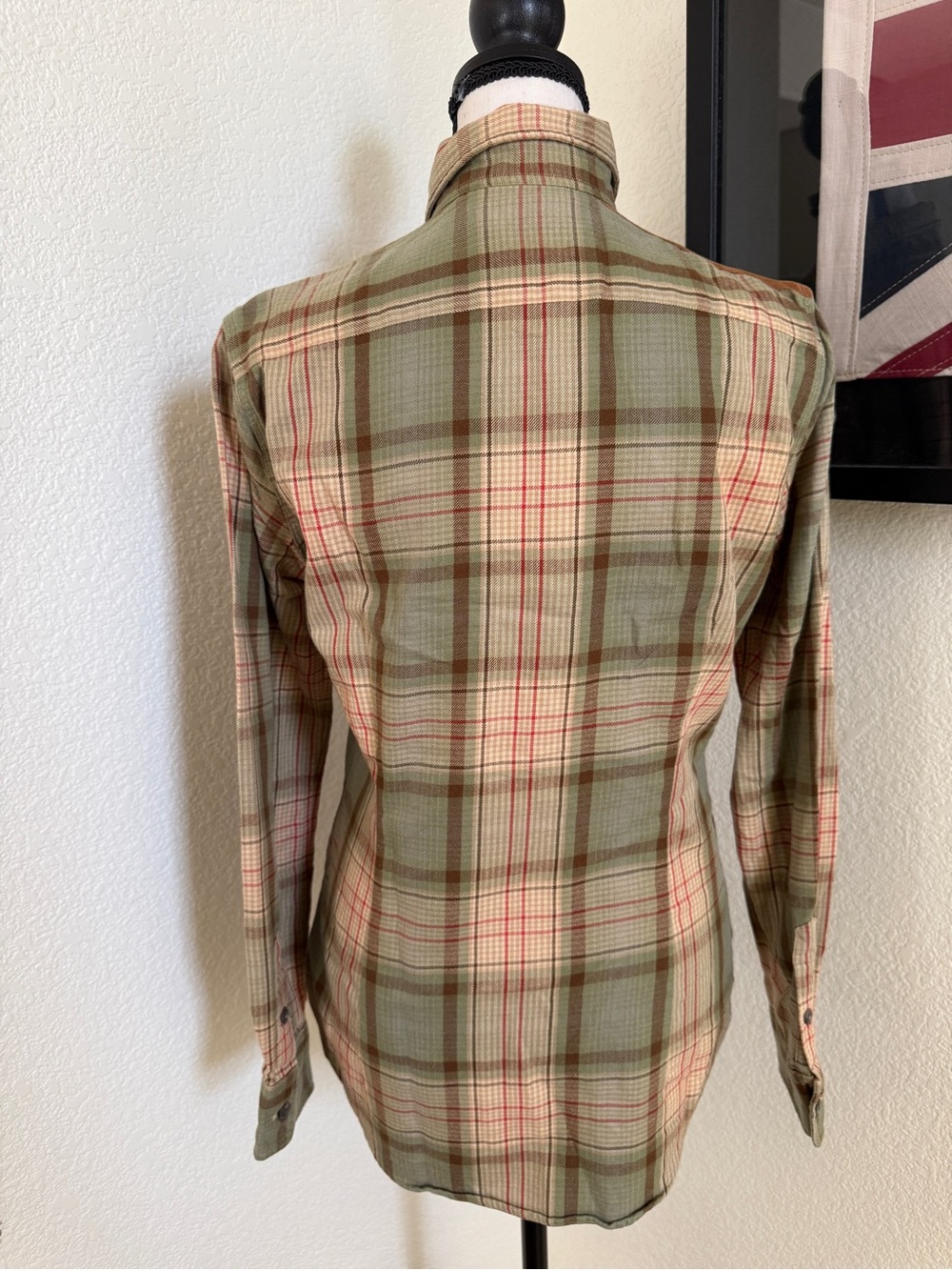 RALPH LAUREN plaid button up - Picture 3 of 8